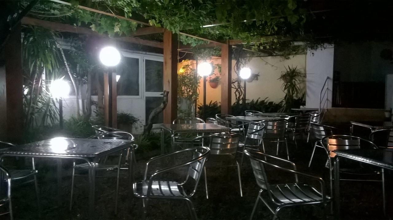 Hotel San Giorgio Аласио Екстериор снимка