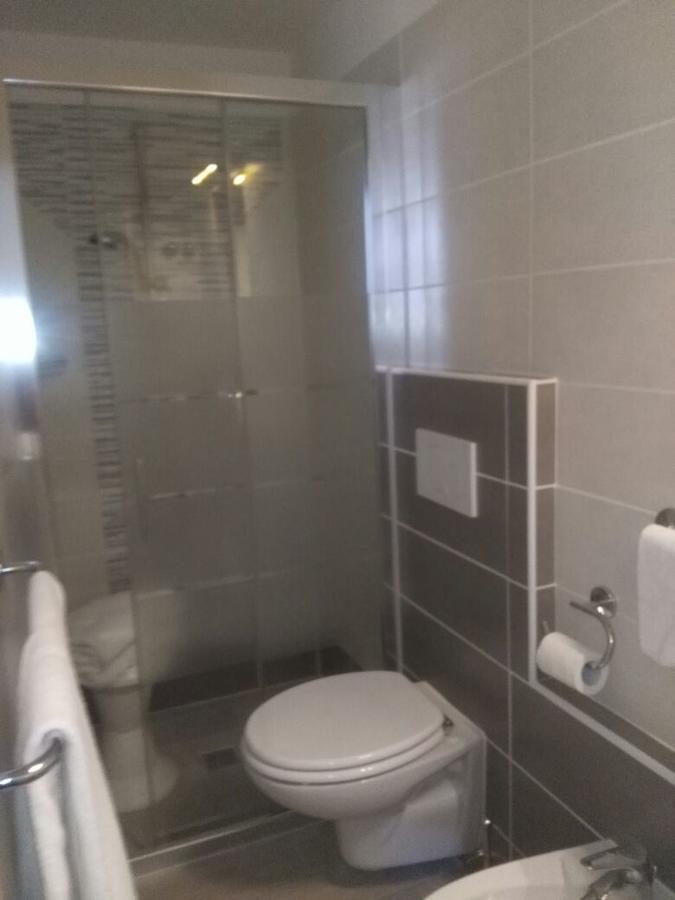 Hotel San Giorgio Аласио Екстериор снимка